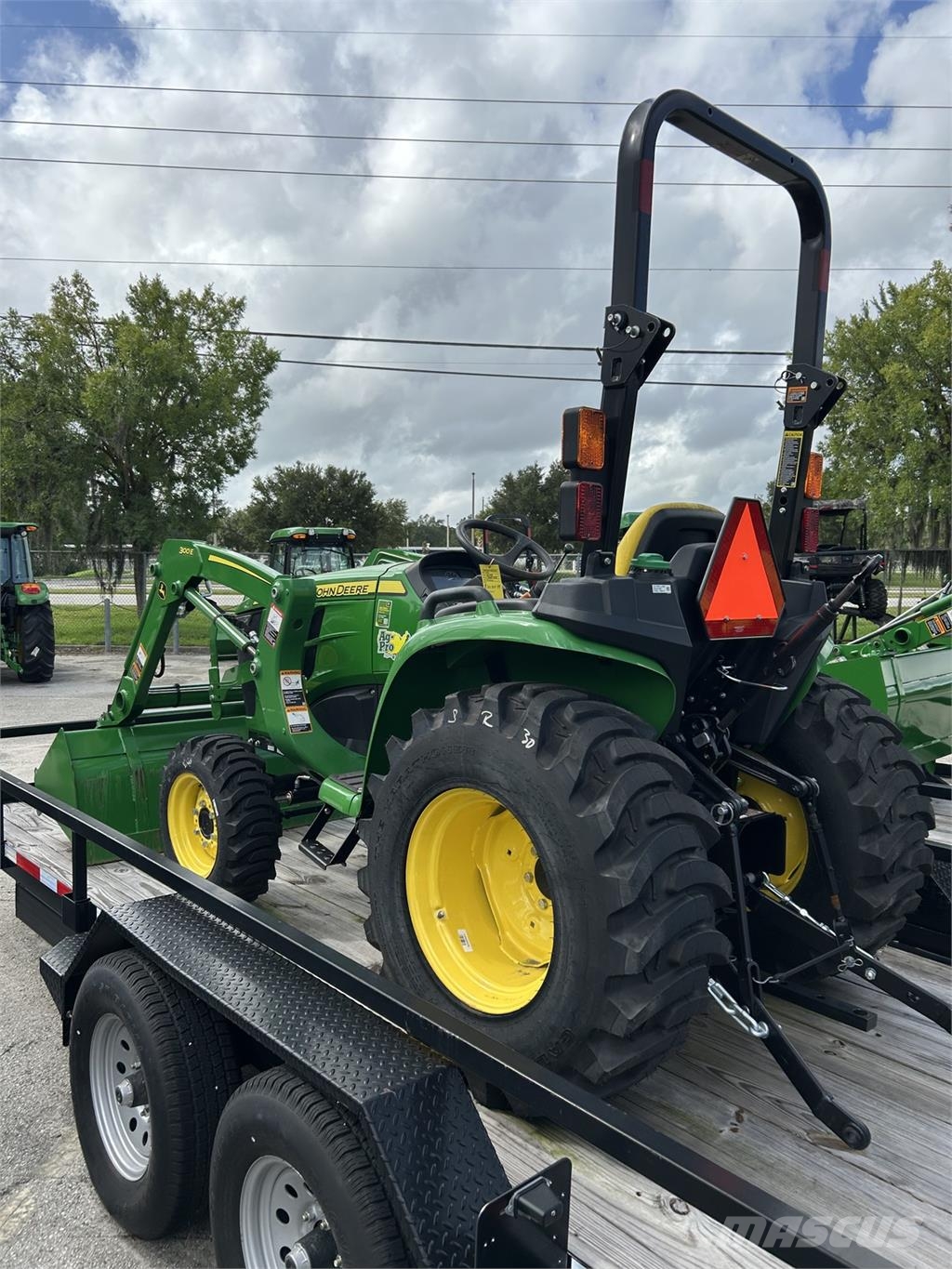 John Deere 3038E Tractores compactos