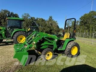 John Deere 3038E 小型曳引機