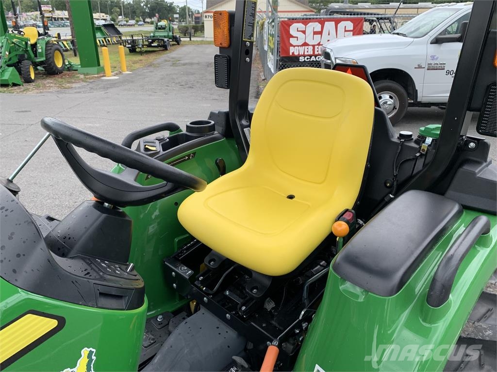 John Deere 3038E Kompaktné traktory