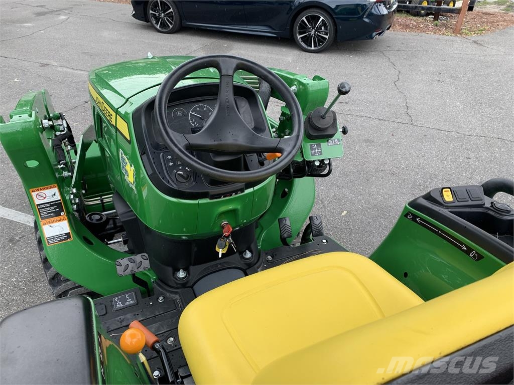 John Deere 3038E Kompaktné traktory