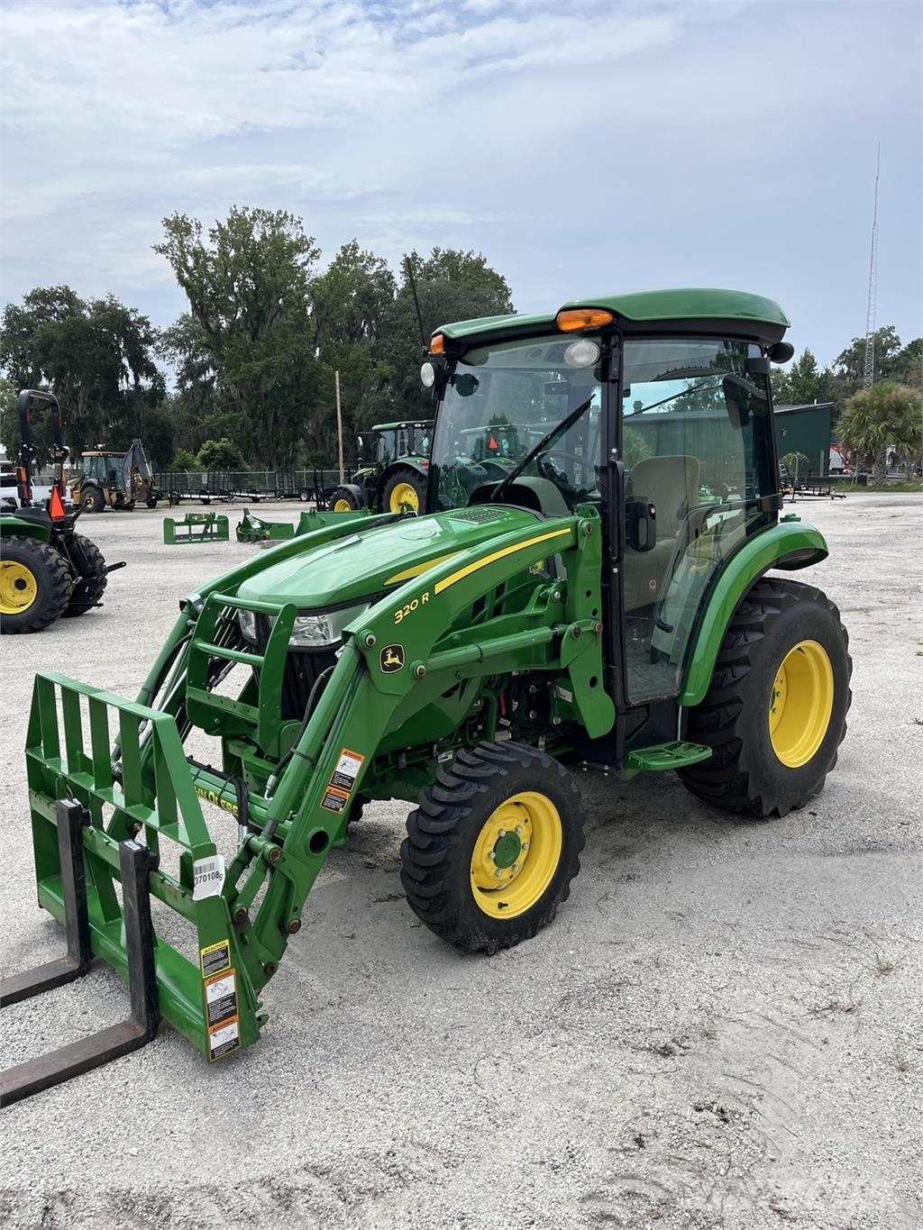 John Deere 3039R 小型曳引機