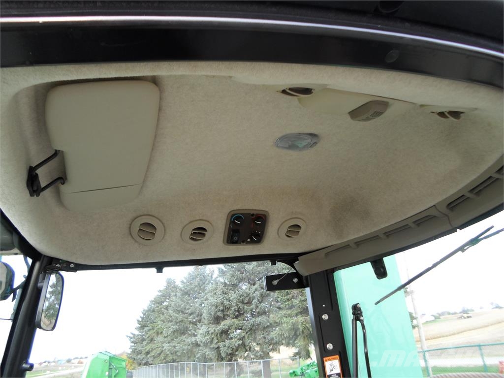 John Deere 3039R Коммунальные тракторы