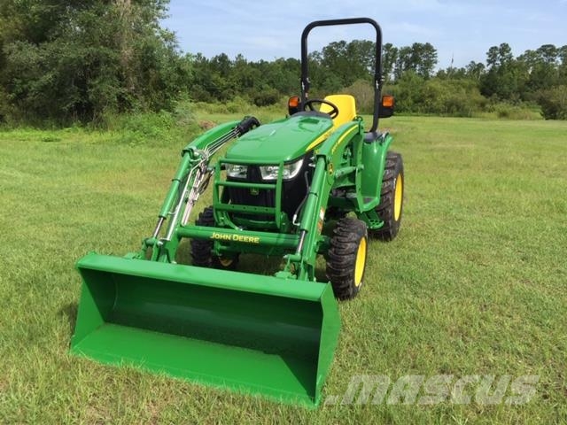 John Deere 3046R الجرارات