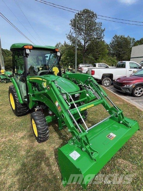 John Deere 3046R Traktorer