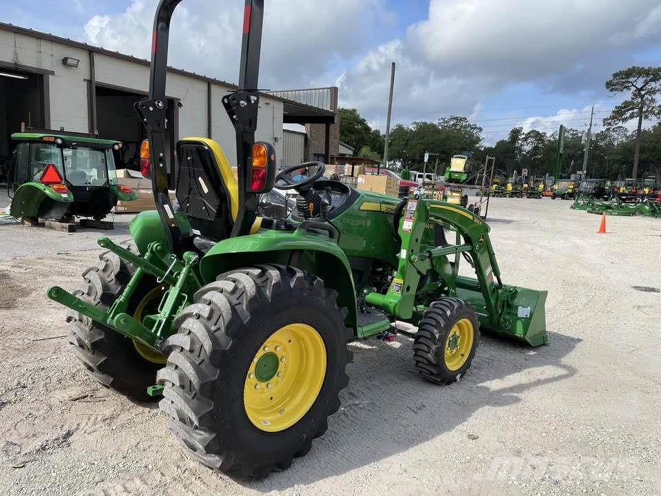 John Deere 3046R الجرارات