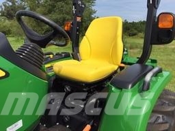 John Deere 3046R 소형 트랙터