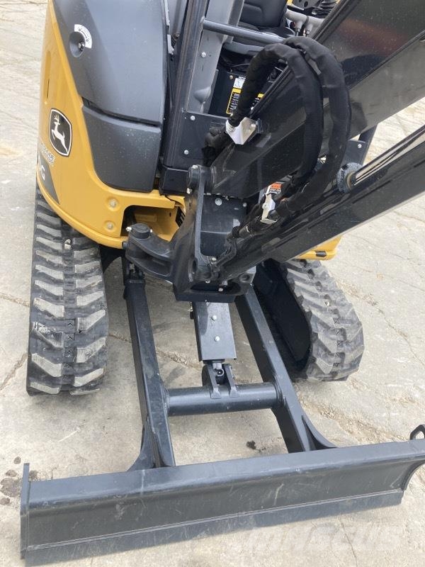 John Deere 30G Mini rýpadla < 7t