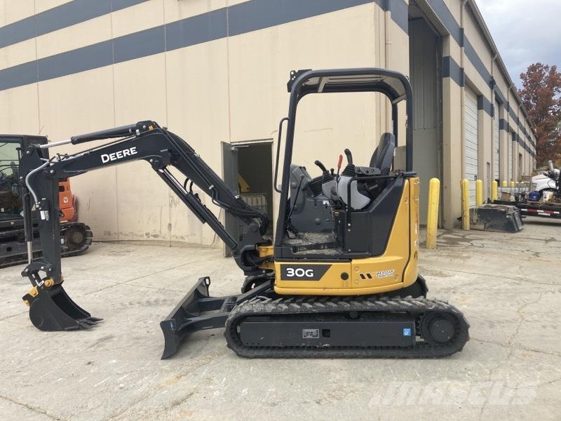 John Deere 30G Mini rýpadla < 7t