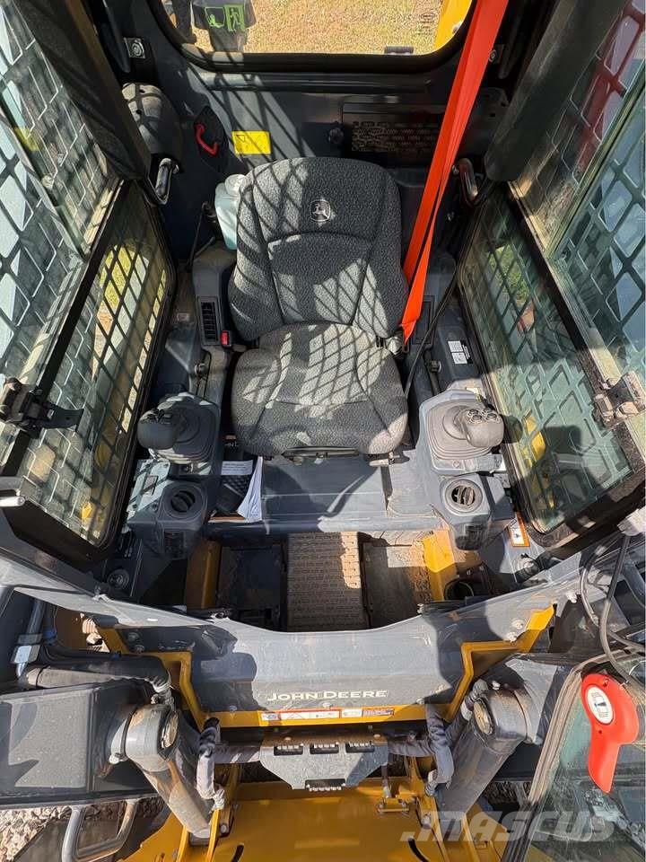 John Deere 317 Φορτωτάκια