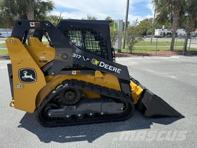 John Deere 317 P 小型裝載機