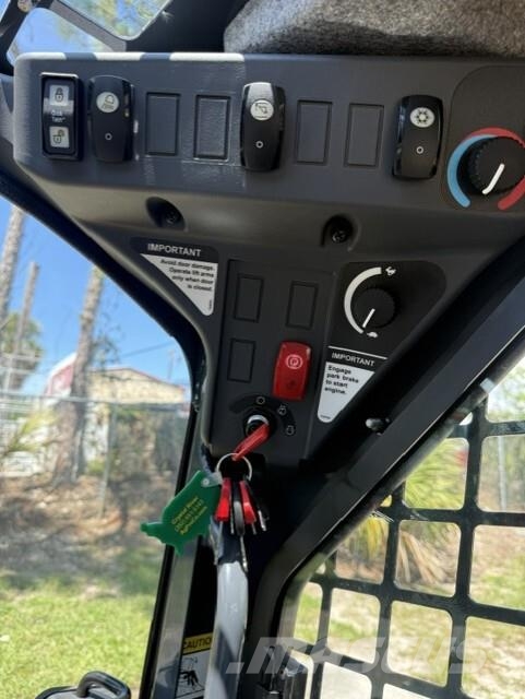 John Deere 317 P 小型裝載機