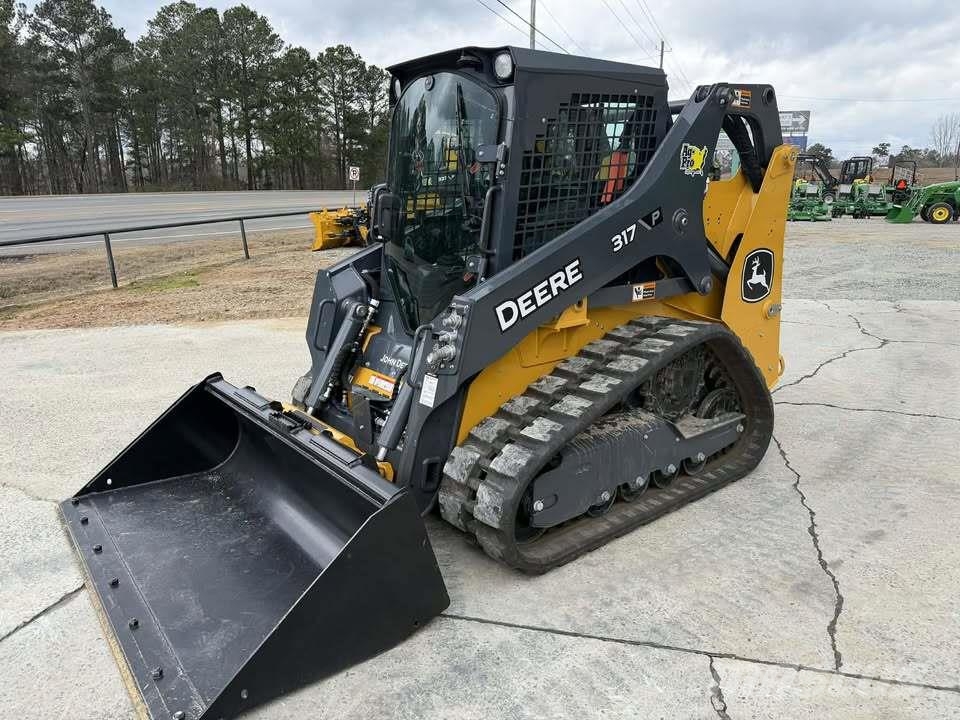 John Deere 317G Mini loaders