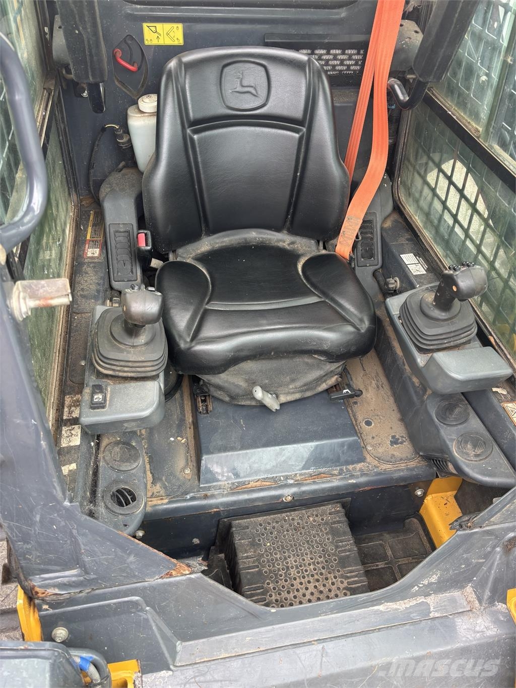 John Deere 317G ミニローダー