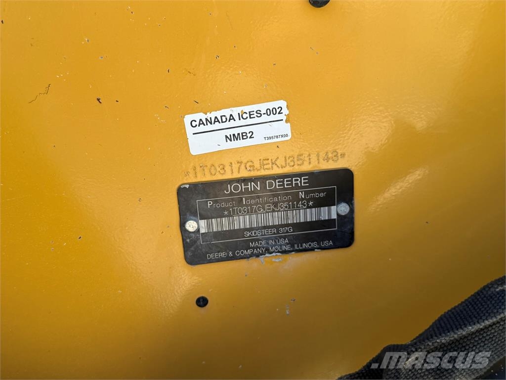 John Deere 317G لوادر صغيرة