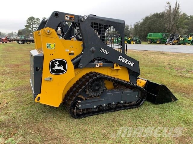 John Deere 317G Mini iekrāvēji