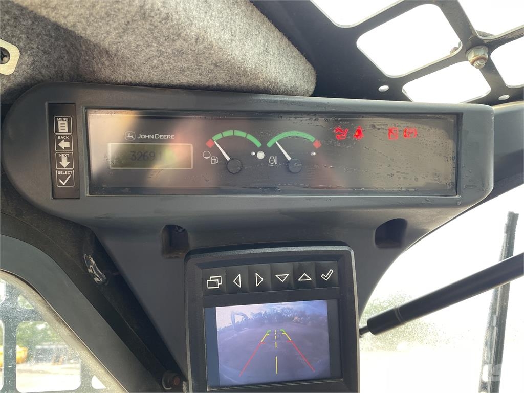 John Deere 318G Skid steer mini nakladalci