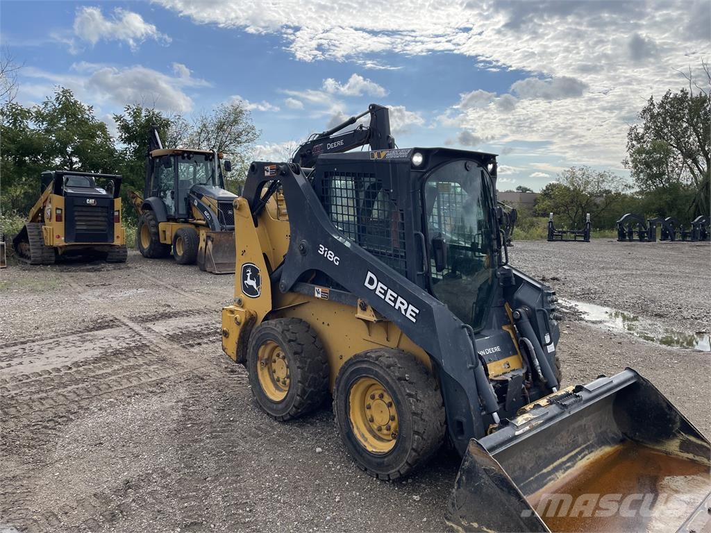 John Deere 318G Skid steer mini nakladalci