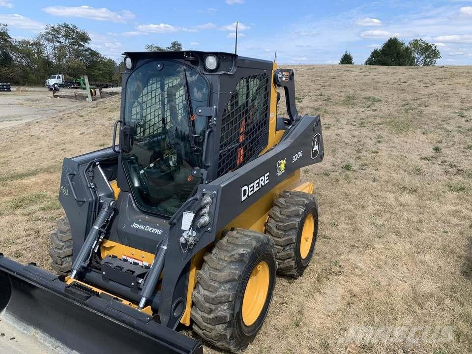 John Deere 320G Φορτωτάκια