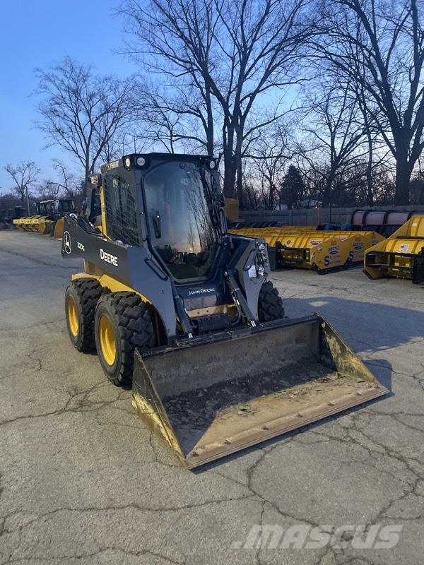 John Deere 320G Kompaktrakodók