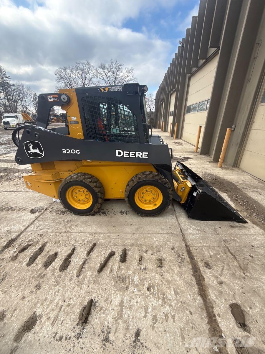 John Deere 320G Φορτωτάκια