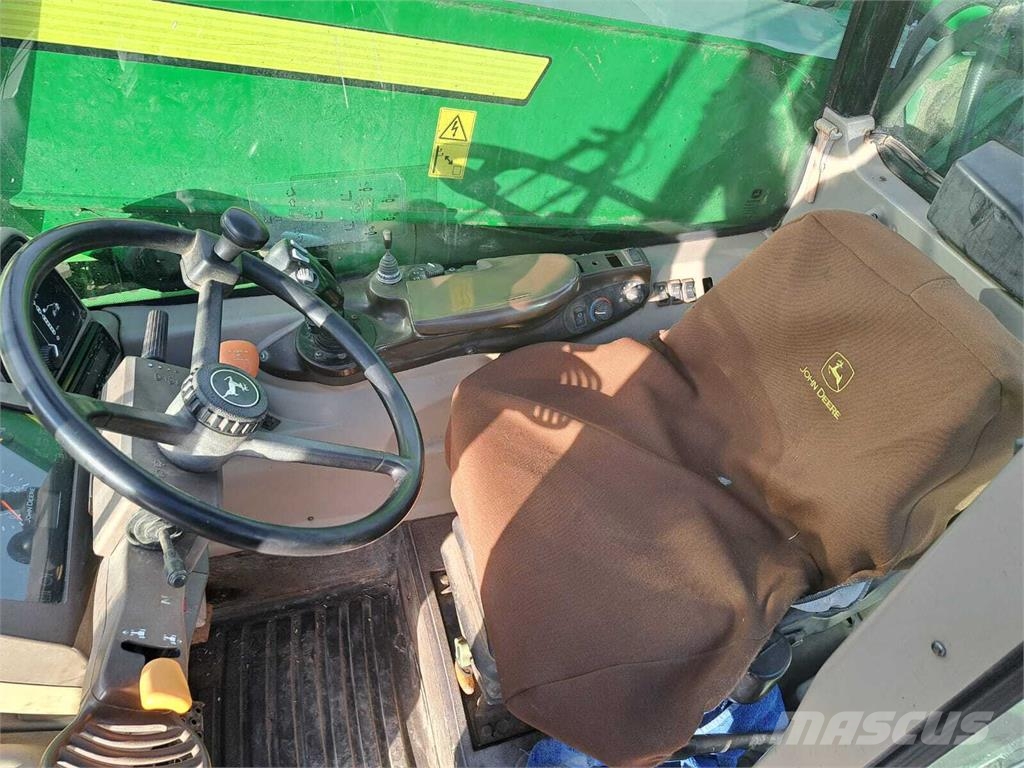 John Deere 3220 Lauksaimniecības pacēlāji