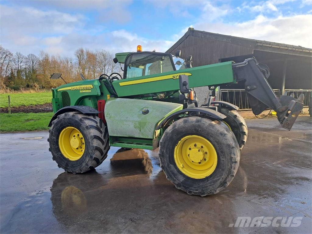 John Deere 3220 Lauksaimniecības pacēlāji