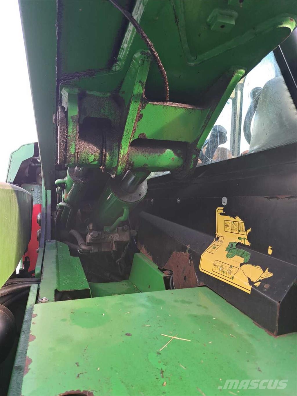 John Deere 3220 Lauksaimniecības pacēlāji