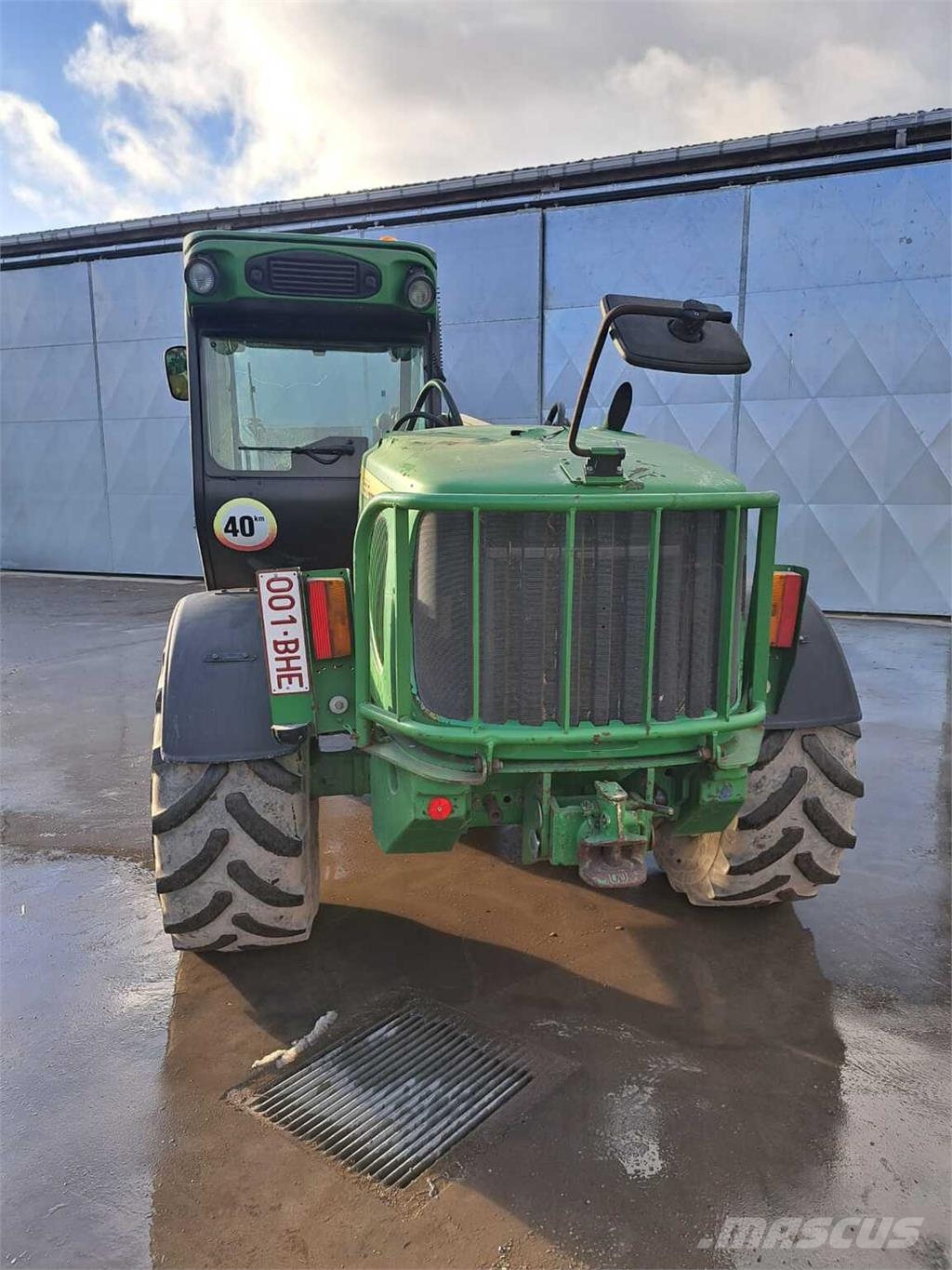 John Deere 3220 Lauksaimniecības pacēlāji
