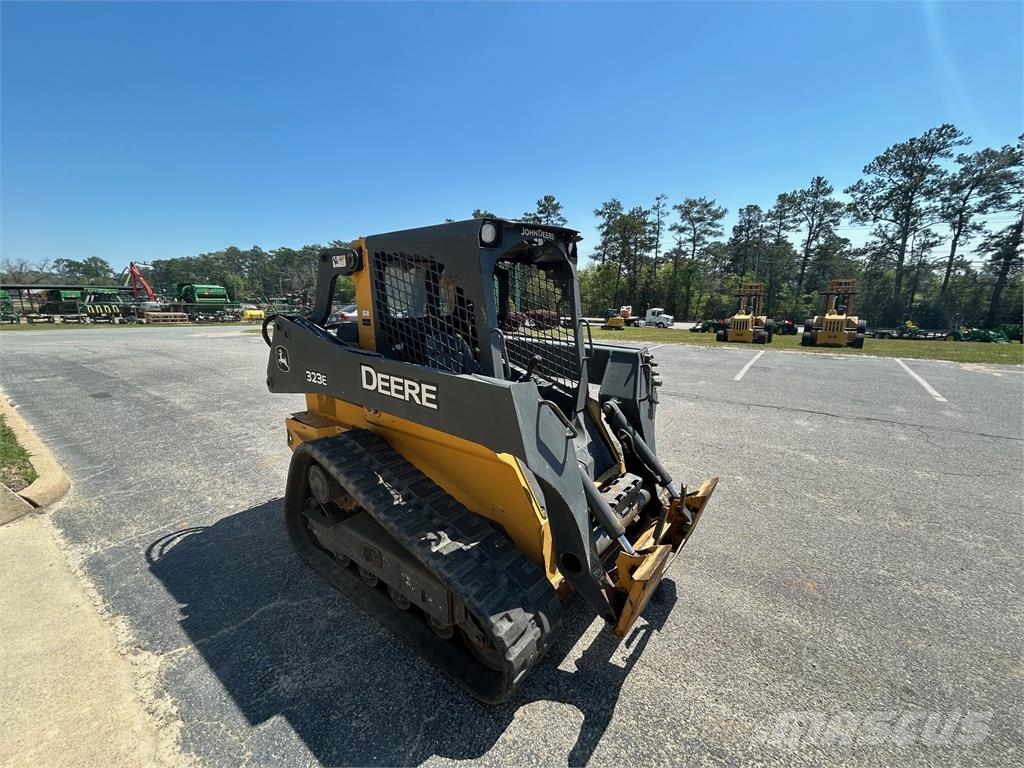 John Deere 323E Mini loaders