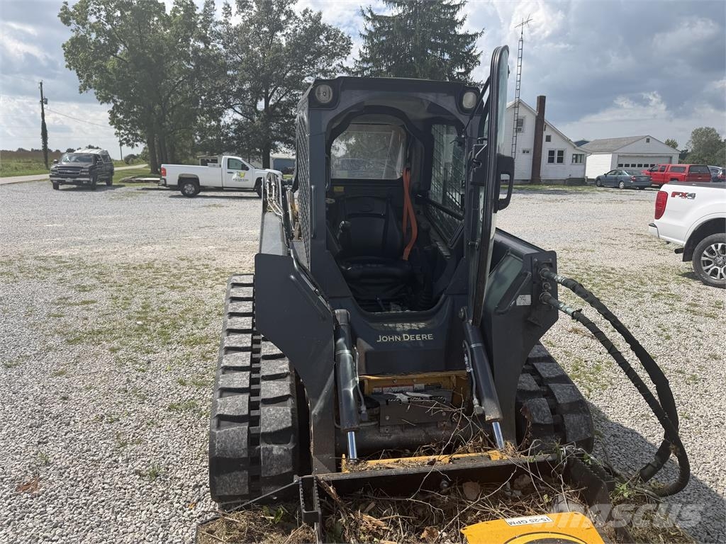 John Deere 323E Minilader