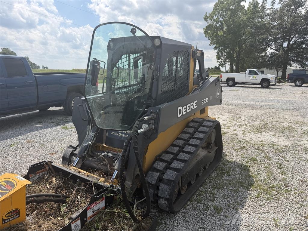 John Deere 323E Minilader