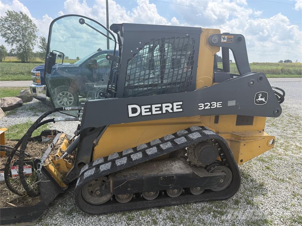 John Deere 323E Minilader