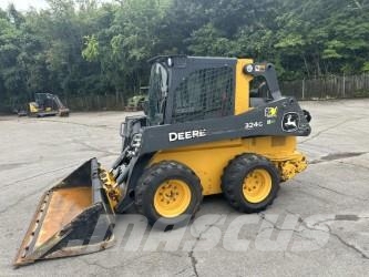 John Deere 324G Skid steer loaders