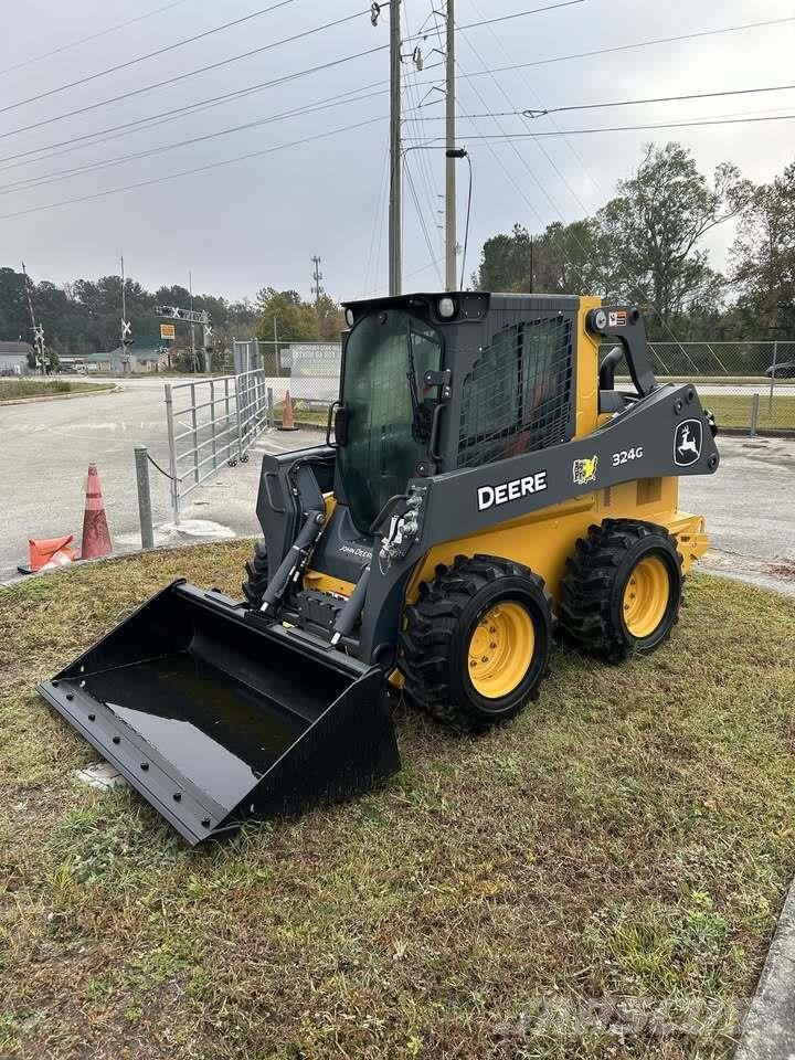 John Deere 324G Φορτωτάκια