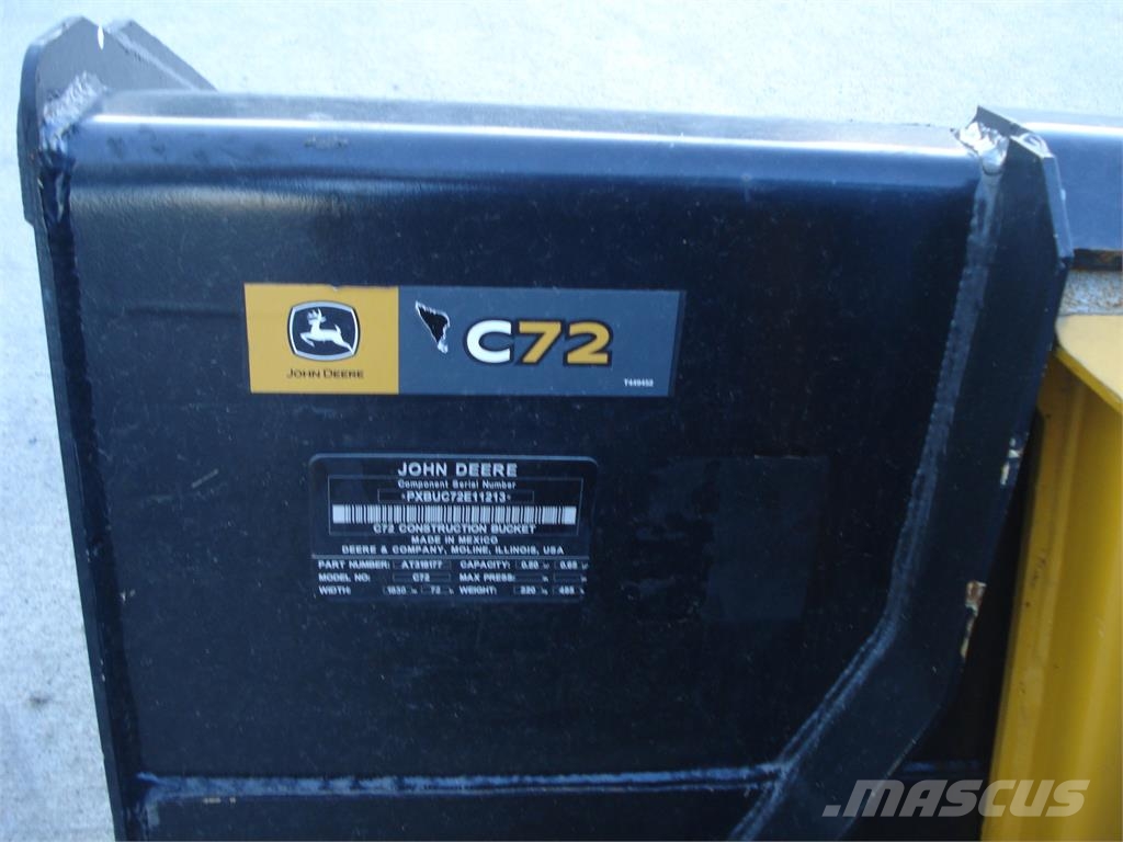 John Deere 324G Minicargadoras