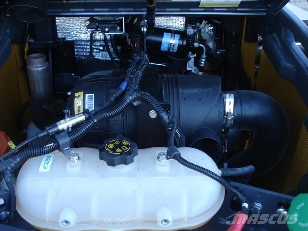 John Deere 324G Minicargadoras