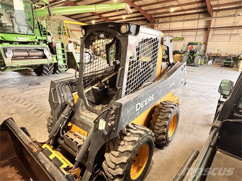 John Deere 324G Minicargadoras