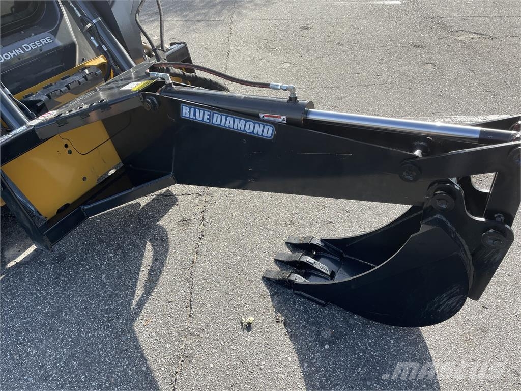 John Deere 325G Mini loaders