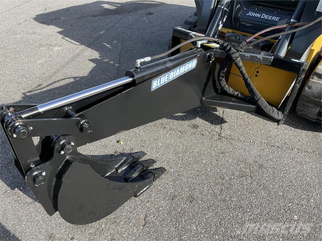 John Deere 325G Mini loaders