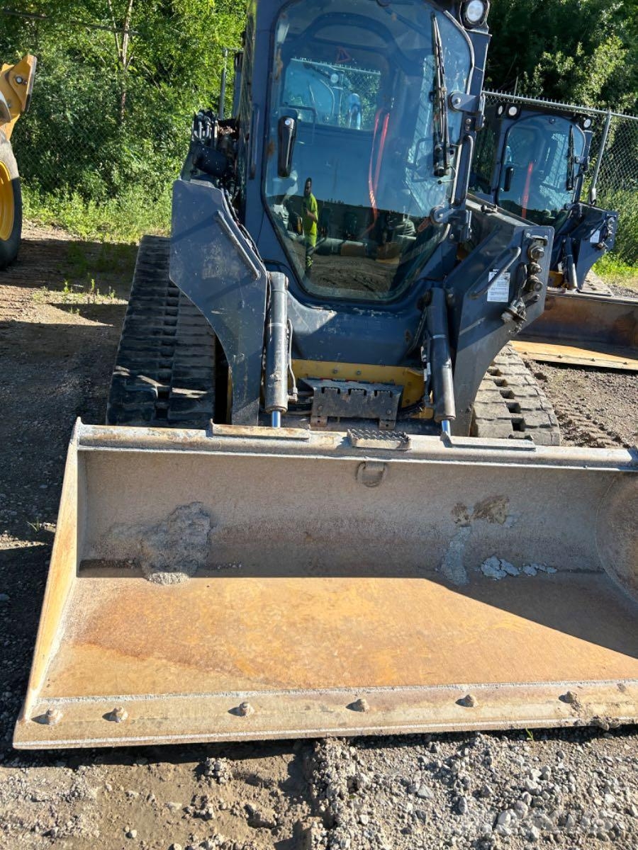 John Deere 325G Minicargadoras
