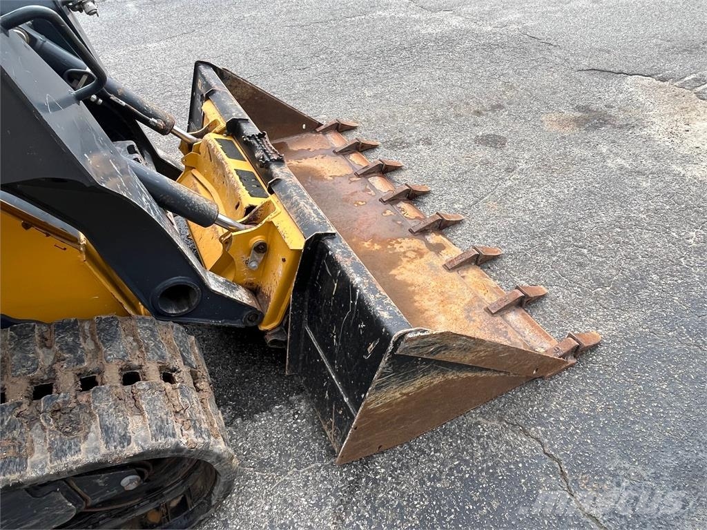 John Deere 325G Minicargadoras
