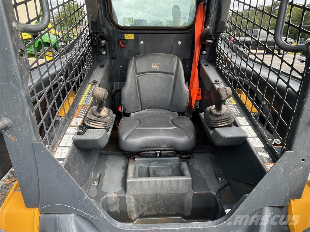 John Deere 325G Minicargadoras
