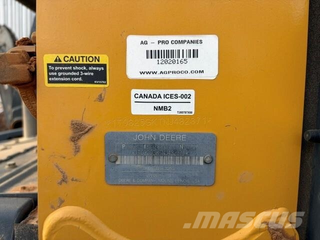 John Deere 325G Mini nakladalci