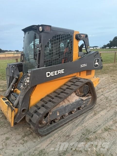 John Deere 325G Mininakladače