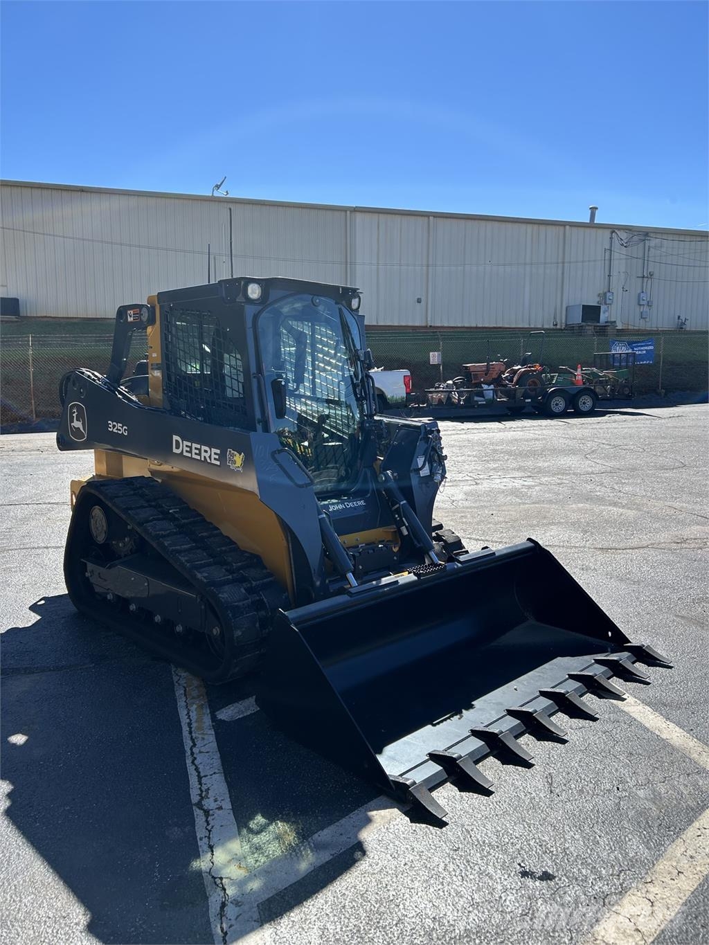 John Deere 325G Minicargadoras