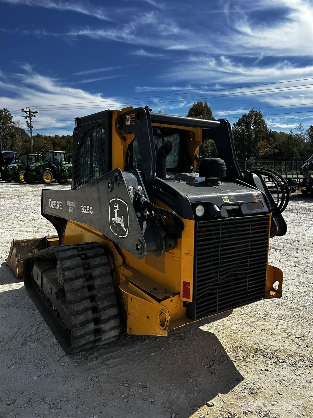 John Deere 325G Малые погрузчики