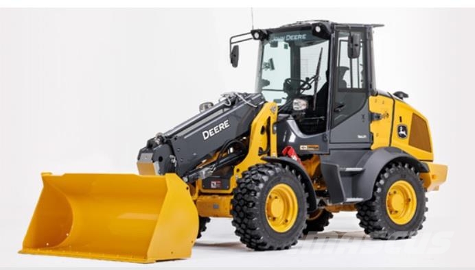 John Deere 326 P مناولات متداخلة