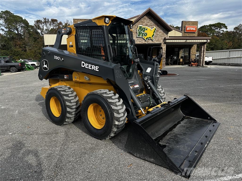 John Deere 330 P Minilæsser - skridstyret