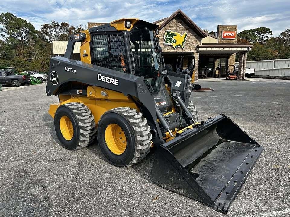 John Deere 330 P Φορτωτάκια