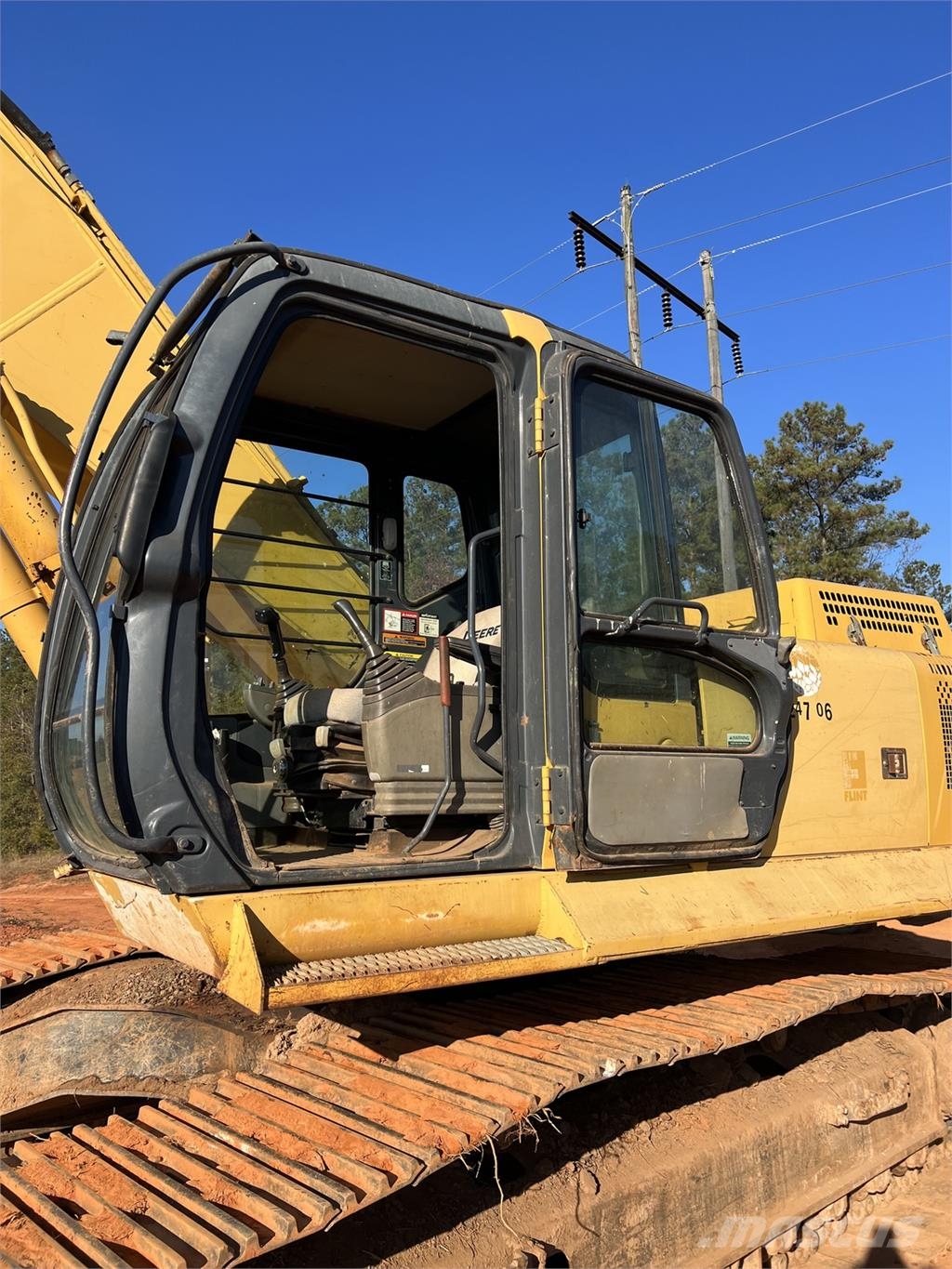 John Deere 330C LC Гусеничные экскаваторы